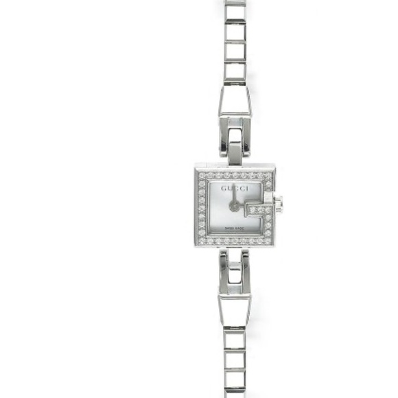 Gucci Women 102 G Mini Diamond Watch